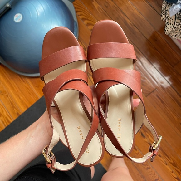 Cole haan cushioned heels sz 6.5 - Picture 7 of 12